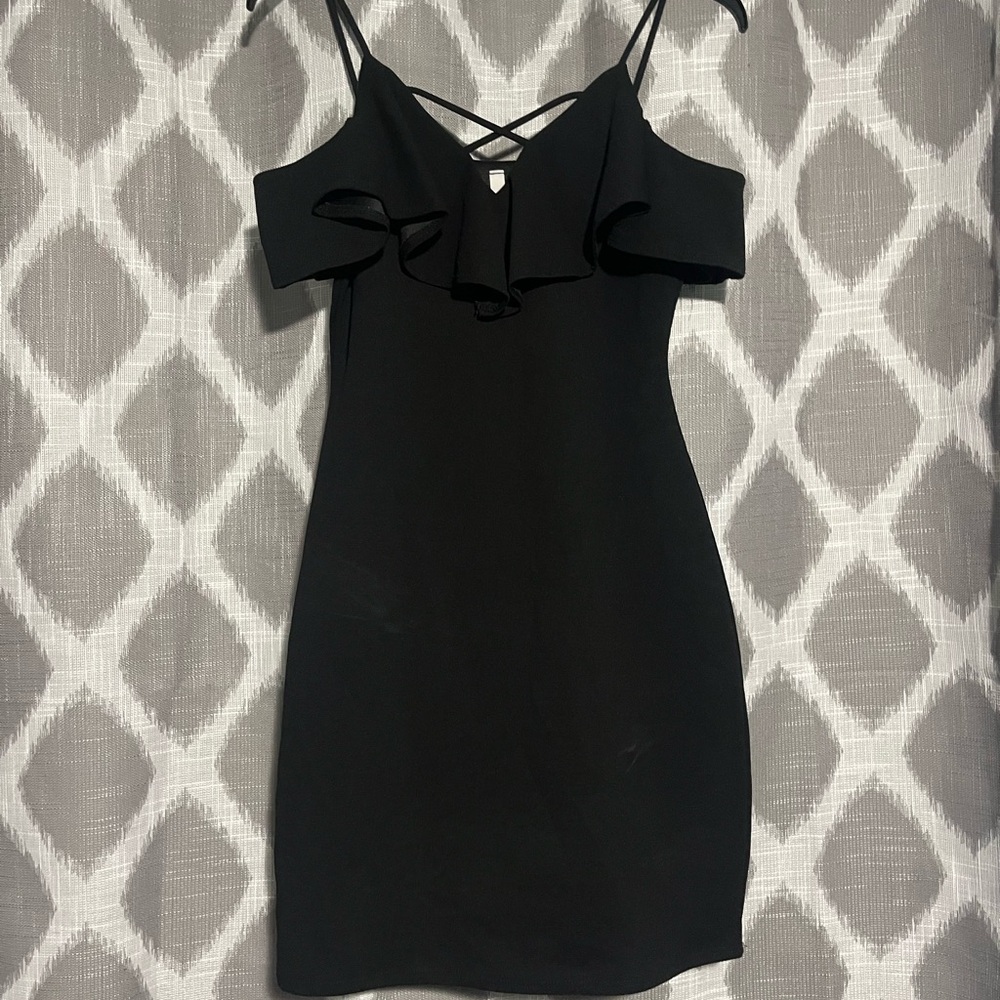 Elegant Bodycon Black Off the Shoulder Ruffle Sleeve Dress
